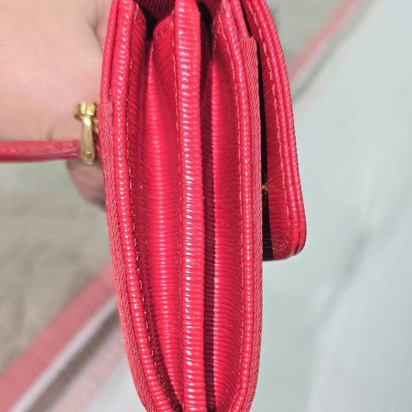 Authentic New Red Prada clutch. Comes With A Box And COA - Picture 6 of 8